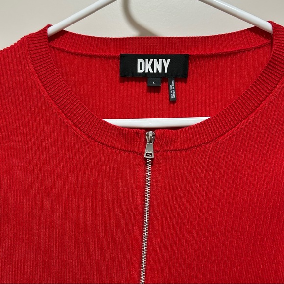 DKNY juniors women’s size L, Vibrant Red Crop Knit Zip-Up sweater. Like new - Picture 3 of 6
